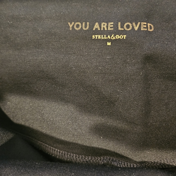 STELLA & DOT NWT SIZE M "YOU ARE LOVED" BLACK PONTE KNIT LEGGINGS - Picture 4 of 5